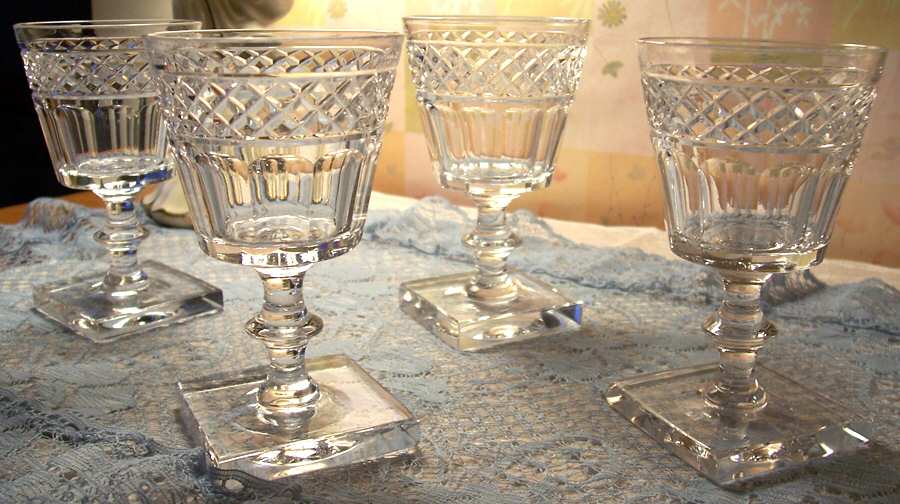 UNK12835 Wine Glass by Unknown Manufacturer-1