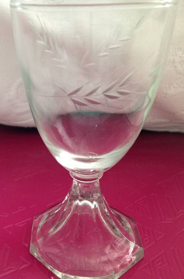 UNK13049 Water Goblet by Unknown Manufacturer-1