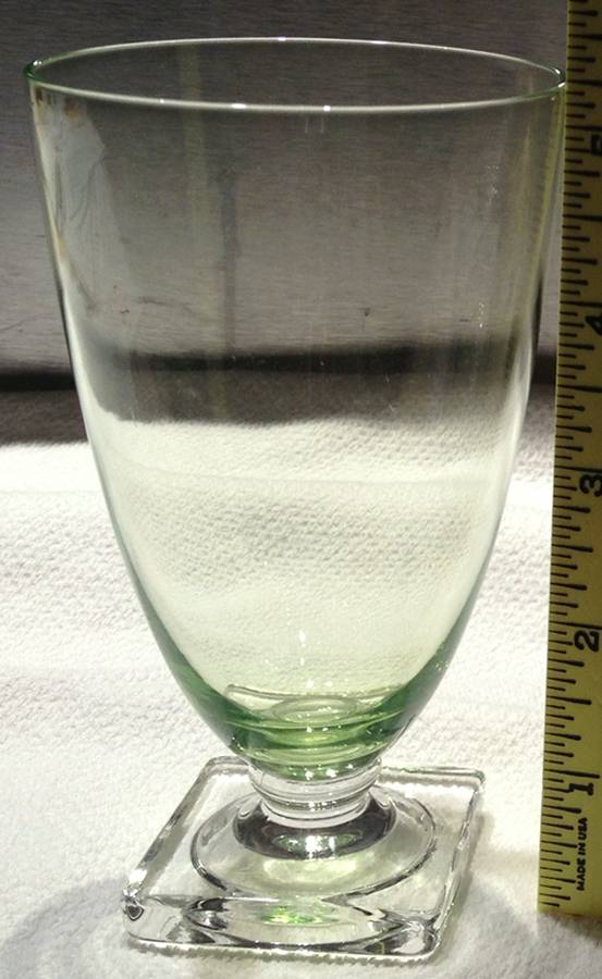 UNK7391 Green Water Goblet by Unknown Manufacturer-1