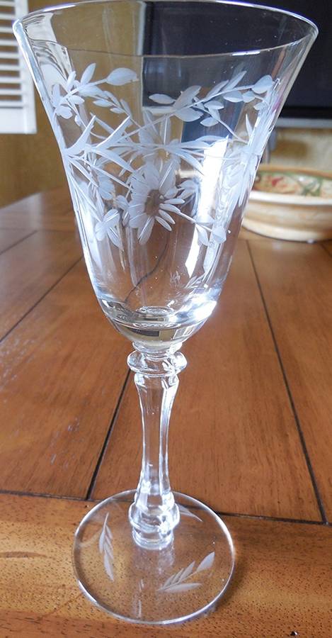 UNK14108 Water Goblet by Unknown Manufacturer-1