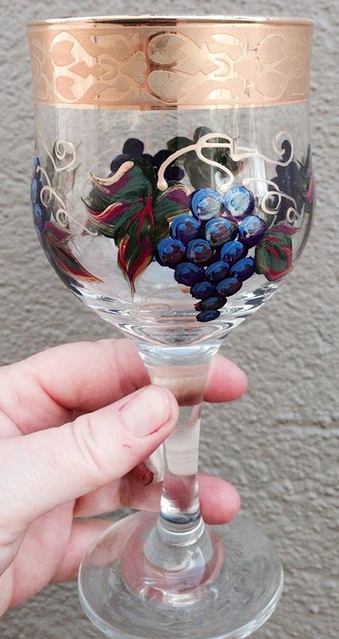 UNK14144 Wine Glass by Unknown Manufacturer-1
