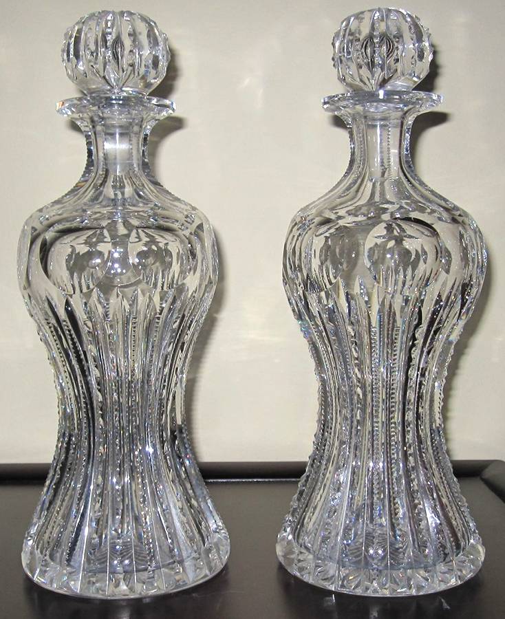 UNK13528 Decanter & Stopper by Unknown Manufacturer-1