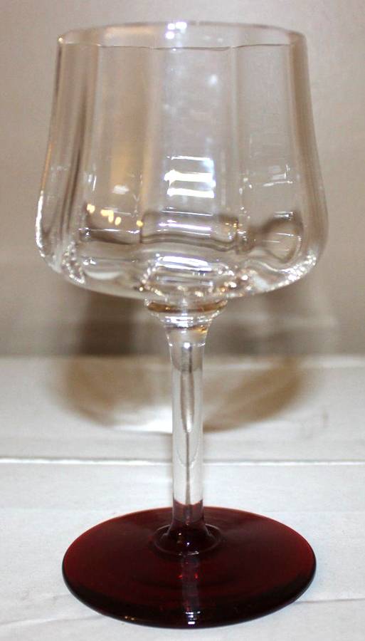 UNK14542 Wine Glass by Unknown Manufacturer-1