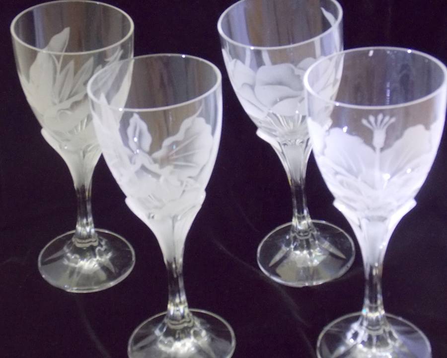 UNK13554 Water Goblet by Unknown Manufacturer-1