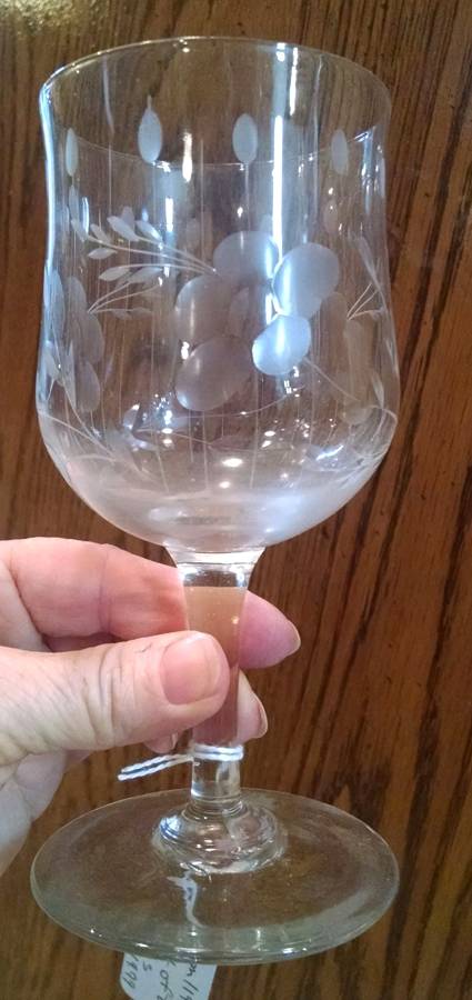 UNK14362 Water Goblet by Unknown Manufacturer-1