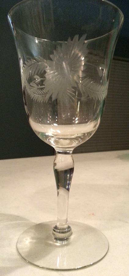 UNK17358 Water Goblet by Unknown Manufacturer-1