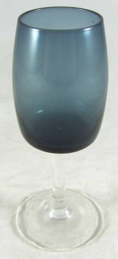 UNK17383 Wine Glass by Unknown Manufacturer-1
