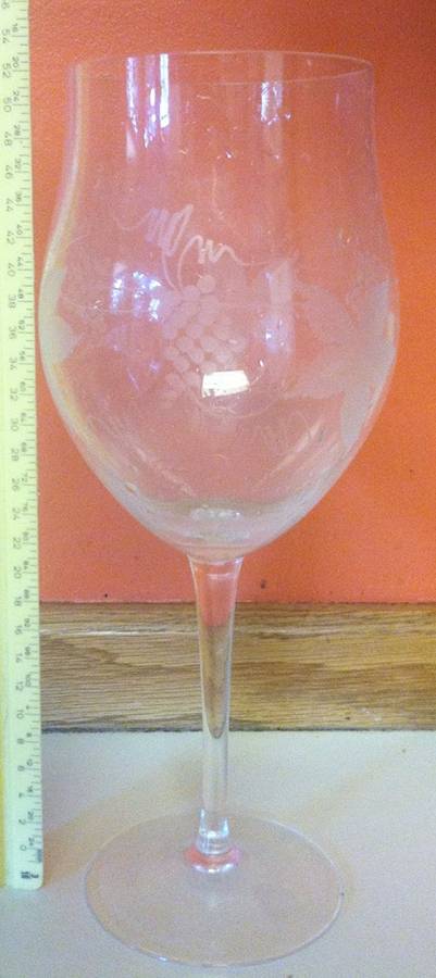 UNK15247 Wine Glass by Unknown Manufacturer-1