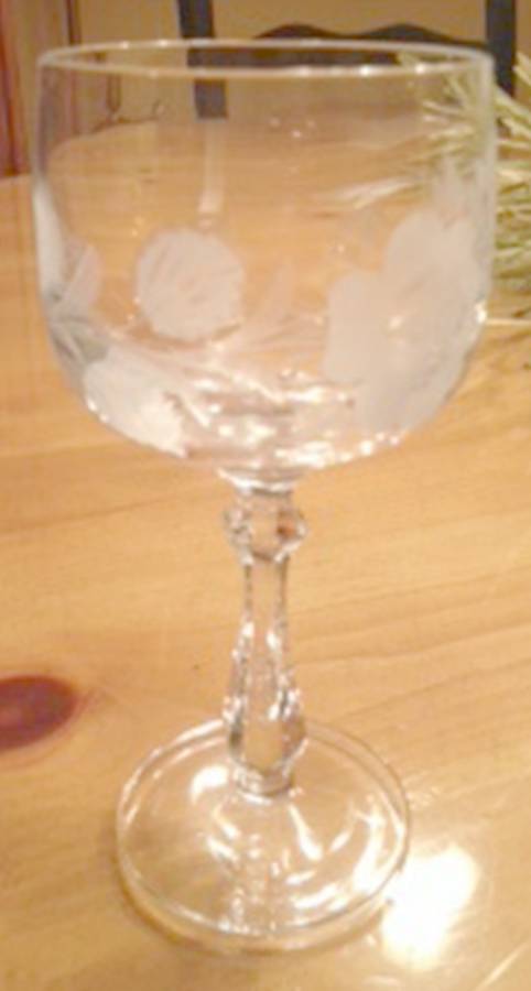 UNK15276 Water Goblet by Unknown Manufacturer-1