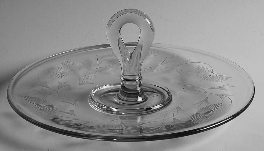 UNK17957 Center Handle Tray by Unknown Manufacturer-1