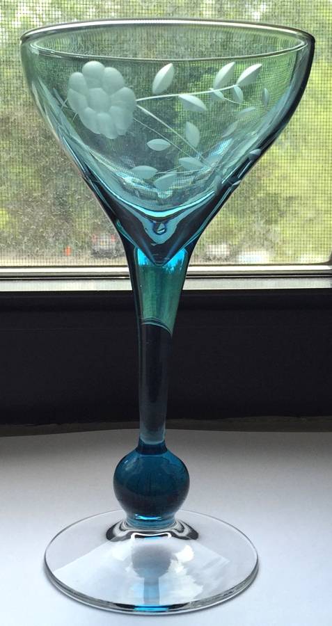 UNK15431 Blue Champagne/Tall Sherbet by Unknown Manufacturer-1