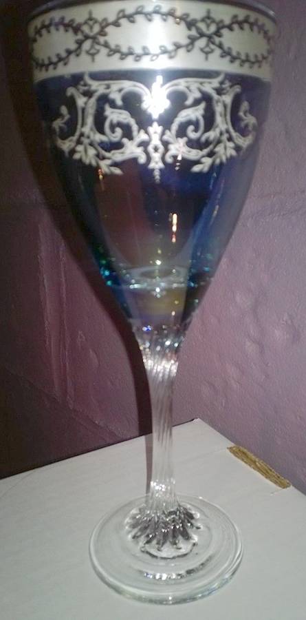 UNK15615 Wine Glass by Unknown Manufacturer-1
