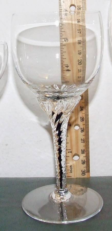 UNK16326 Wine Glass by Unknown Manufacturer-1