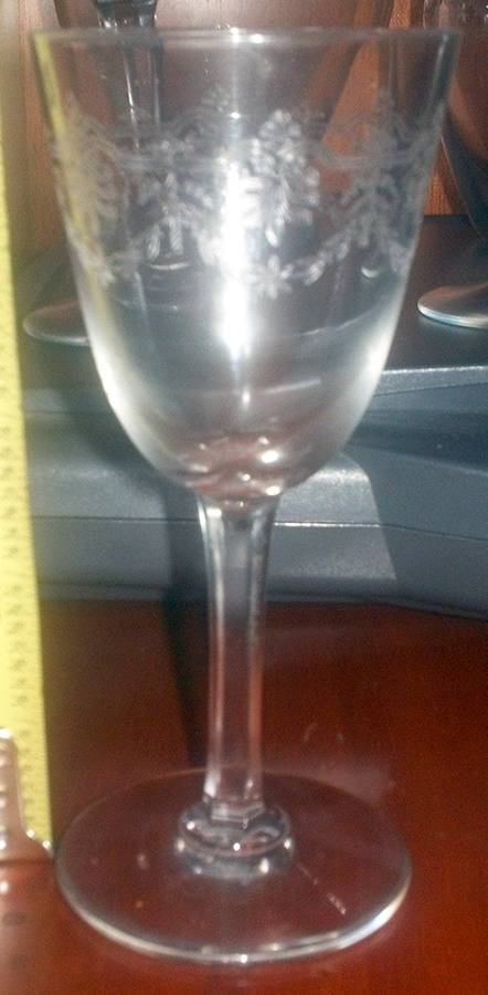 UNK15685 Wine Glass by Unknown Manufacturer-1
