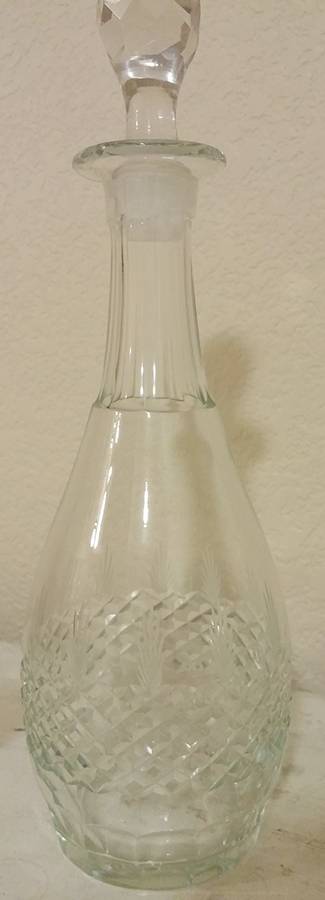 UNK18063 Decanter & Stopper by Unknown Manufacturer-1