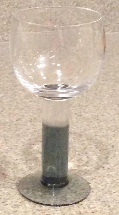 UNK16397 Wine Glass by Unknown Manufacturer-1