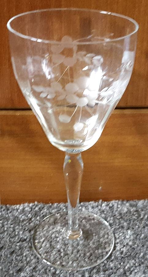 UNK14332 Clear Water Goblet by Unknown Manufacturer-1