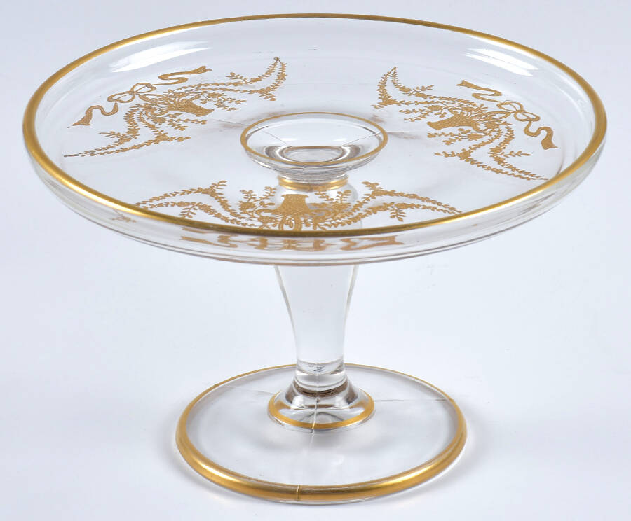 UNK18156 7" Diameter Pedestal Cake Stand by Unknown Manufacturer-1