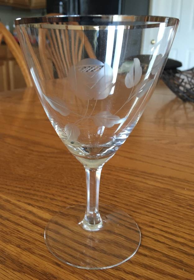 UNK16448 Water Goblet by Unknown Manufacturer-1