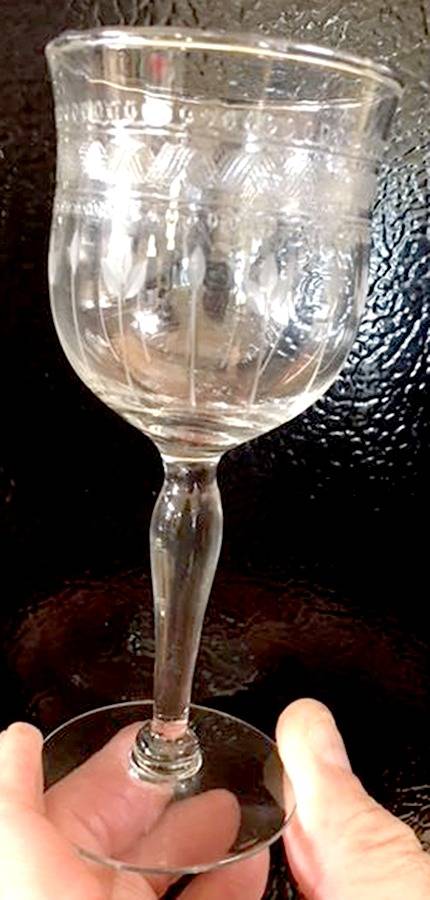 UNK19142 Wine Glass by Unknown Manufacturer-1