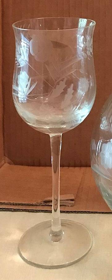 UNK19262 Water Goblet by Unknown Manufacturer-1