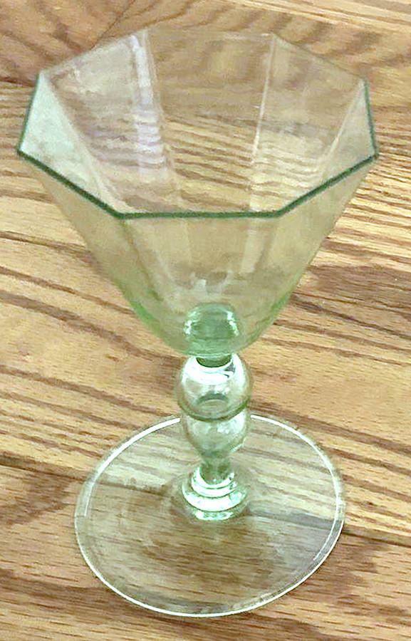 UNK19924 Wine Glass by Unknown Manufacturer-1