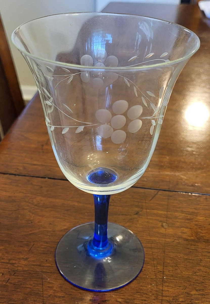 UNK18299 Water Goblet by Unknown Manufacturer-1