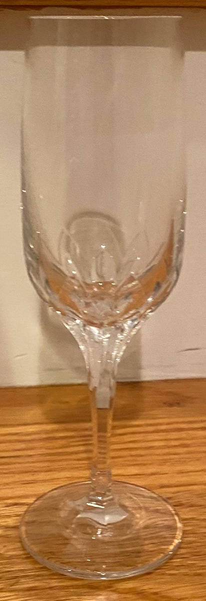 UNK20059 Fluted Champagne by Unknown Manufacturer-1