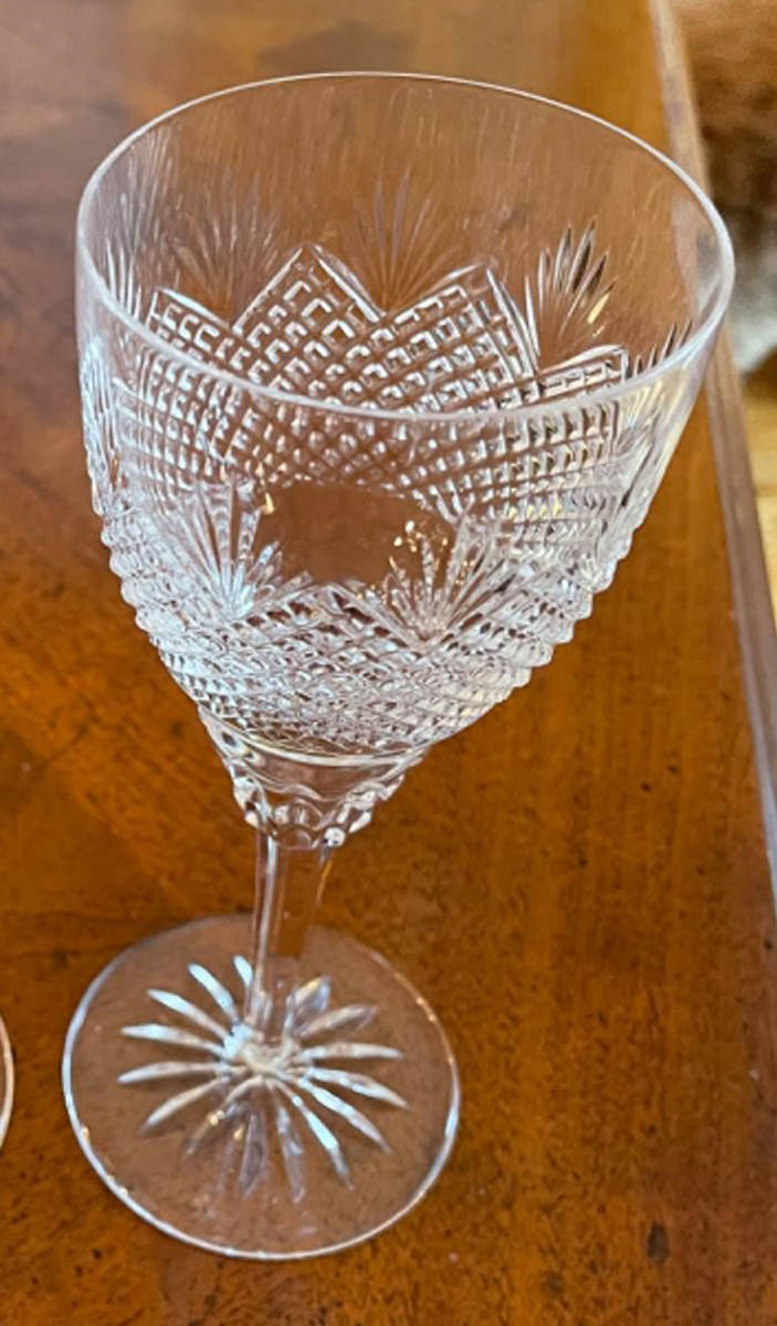 UNK20061 Wine Glass by Unknown Manufacturer-1