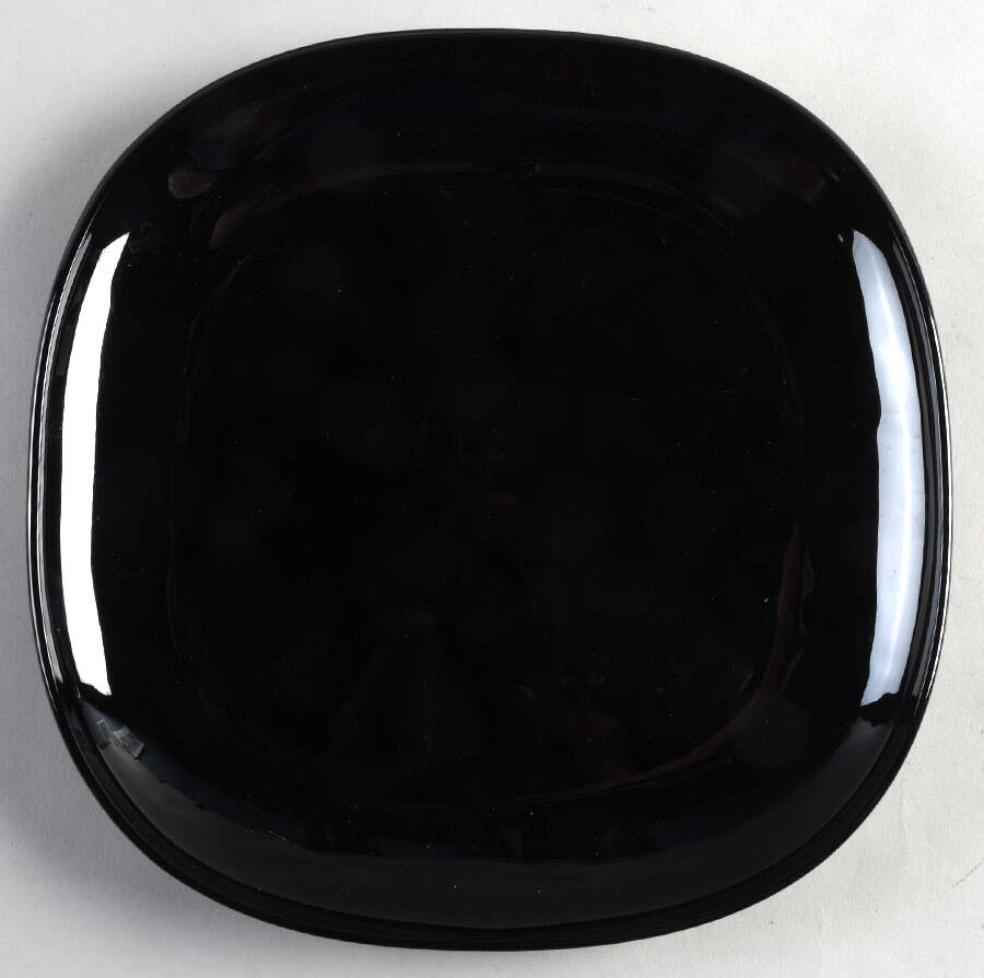 UNK20067 Dinner Plate by Unknown Manufacturer-1