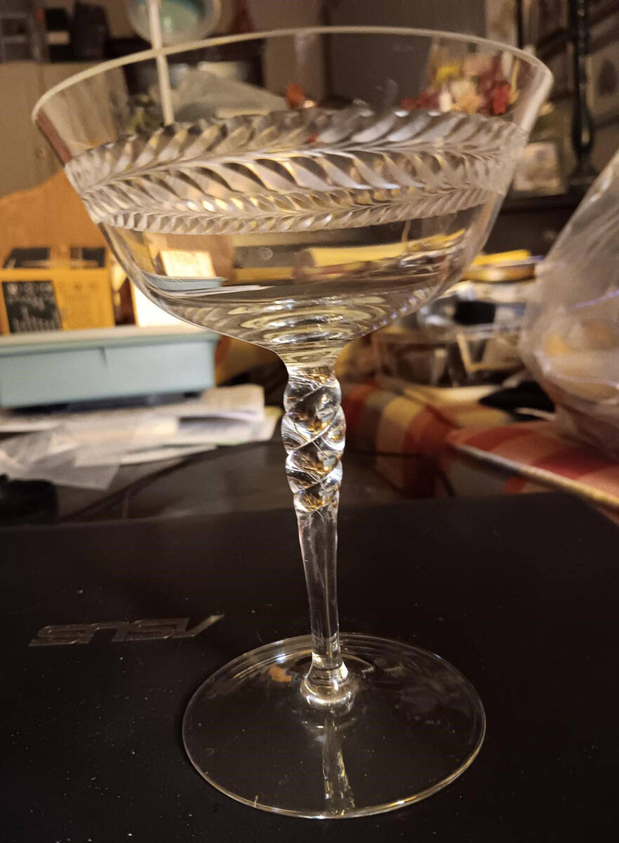 UNK200101 Champagne/Tall Sherbet by Unknown Manufacturer-1