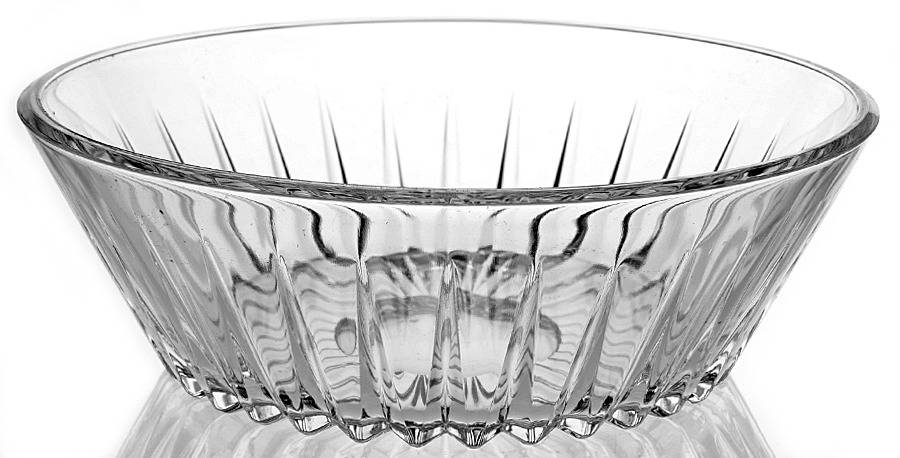 Balmoral 9" Round Bowl by Val St Lambert-1