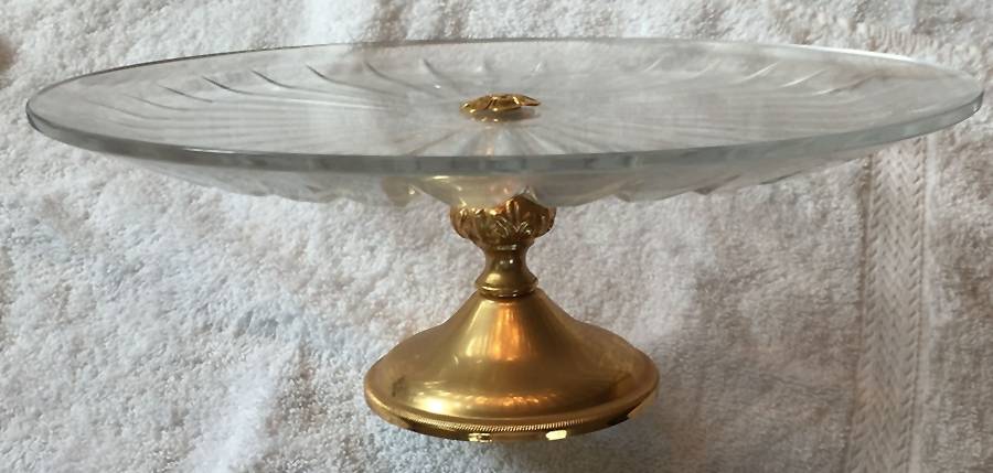 Balmoral Cake Stand with Metal Base by Val St Lambert-1