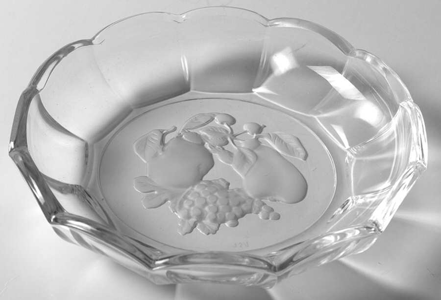 Brussels 6" Scalloped Bowl by Val St Lambert-1
