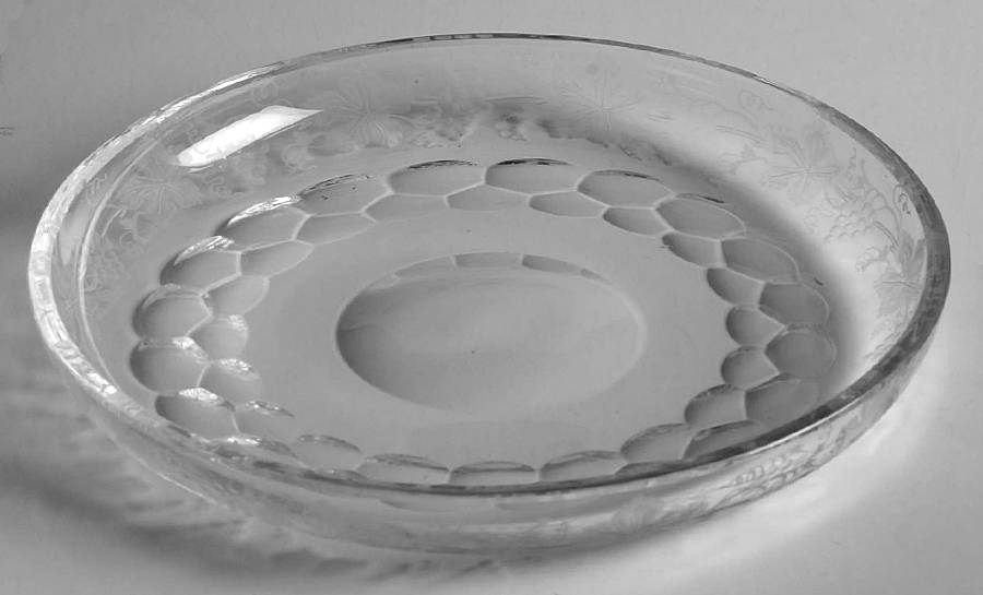 Vignes Underplate for Finger Bowl by Val St Lambert-1