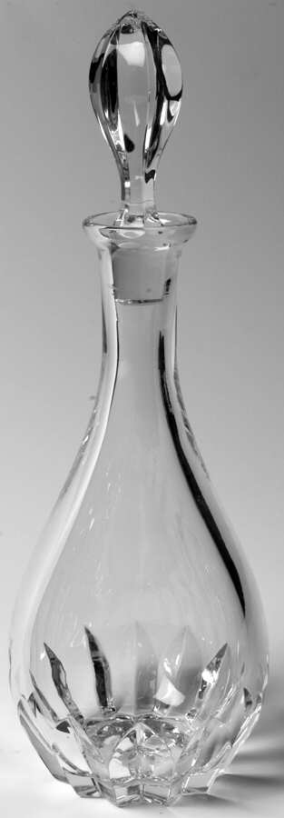 Tulipe Clear Decanter & Stopper by Villeroy & Boch-1