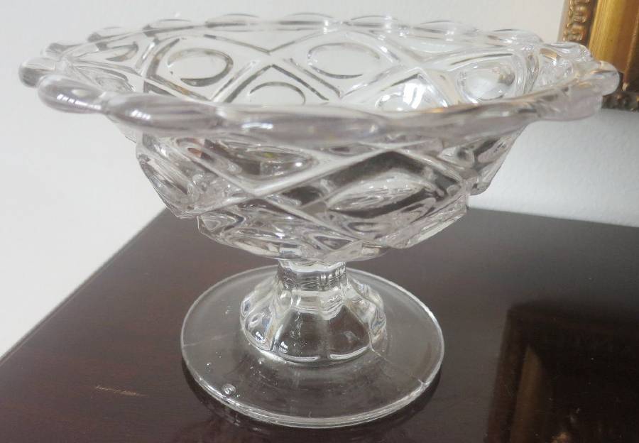 Diamond Thumbprint Clear Round Compote (Height X Width) by Viking-1