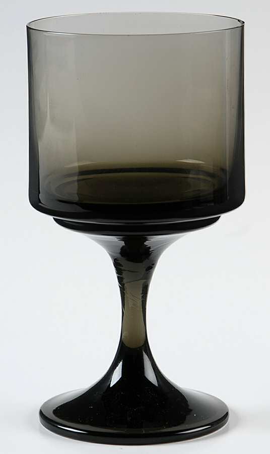 Onyx Water Goblet by Vistra-1