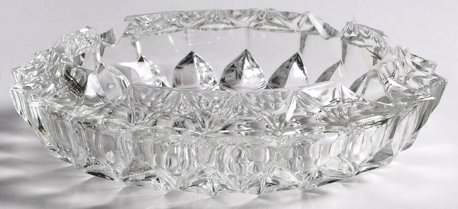 Nicole (Giftware) 7" Ashtray by Val St Lambert-1