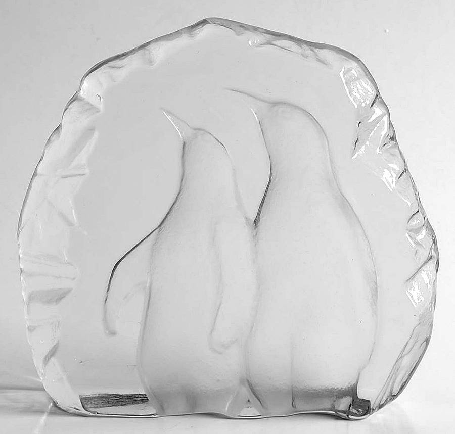 Animals & Figurines #7857 Penguin Paperweight by Viking-1