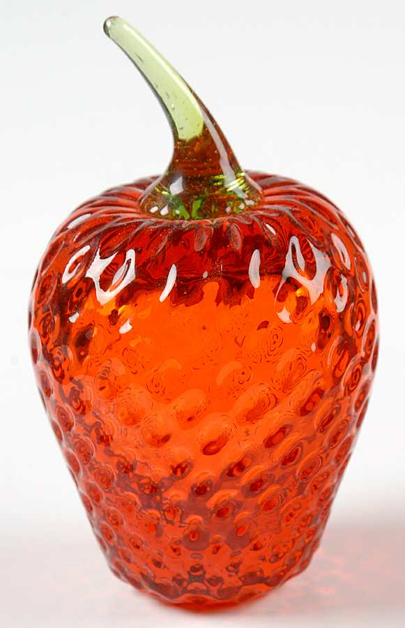 Animals & Figurines Berry Figurine by Viking-1