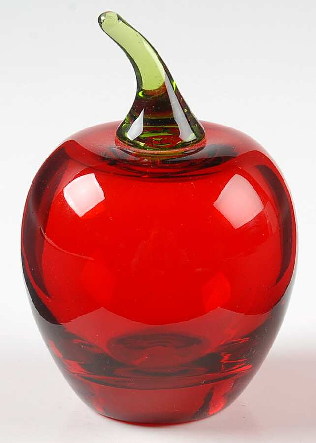 Animals & Figurines Apple by Viking-1