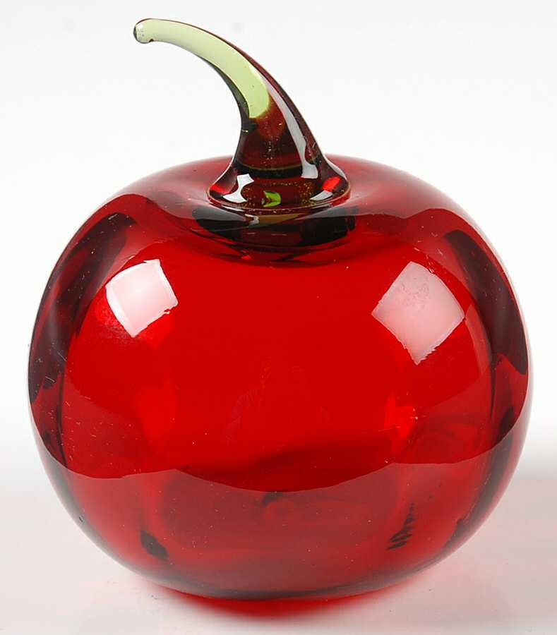 Animals & Figurines Apple by Viking-1