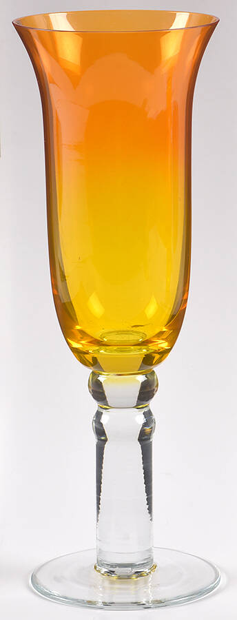 Horizon Fluted Champagne by Vietri-1