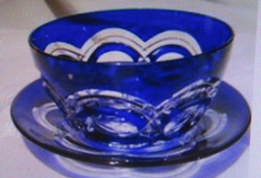 VAS46 (Various Colors) Finger Bowl & Underplate by Val St Lambert-1