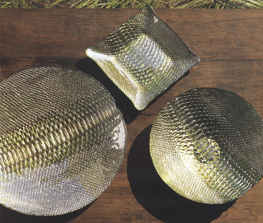 Snake 15" Round Platter by Vietri-1