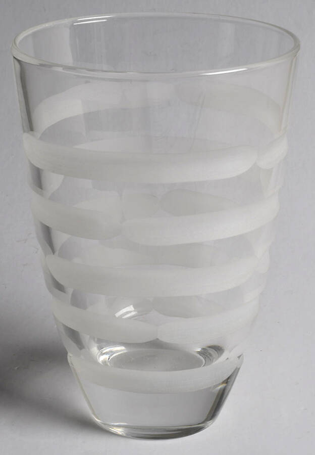 Optical Swirl Highball Glass by Vietri-1