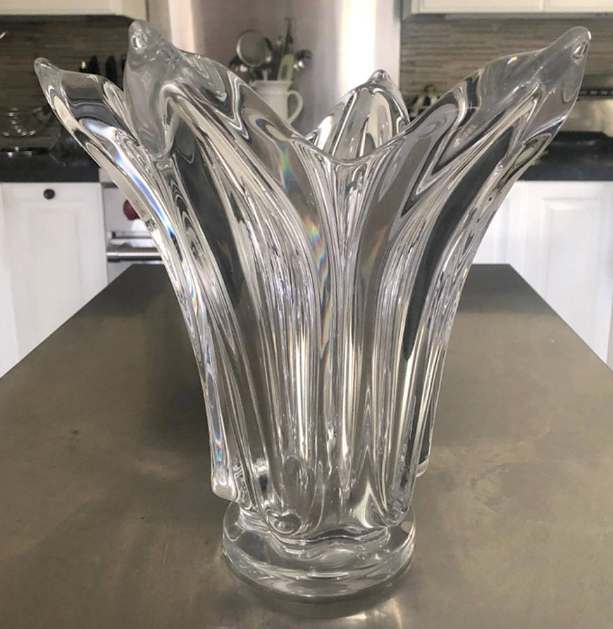Giftware 11" Flower Vase by Vannes Le Chatel-1