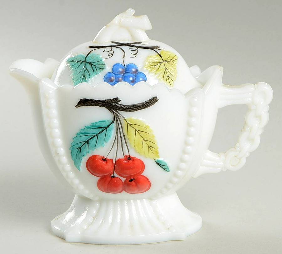 Beaded Edge Fruit Creamer & Lid by Westmoreland-1