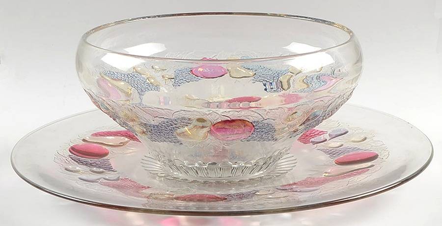 Della Robbia Flashed Punch Bowl with Underplate by Westmoreland-1